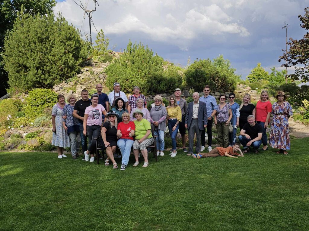 Roma Janušonienė su partijos nariais gamtoje