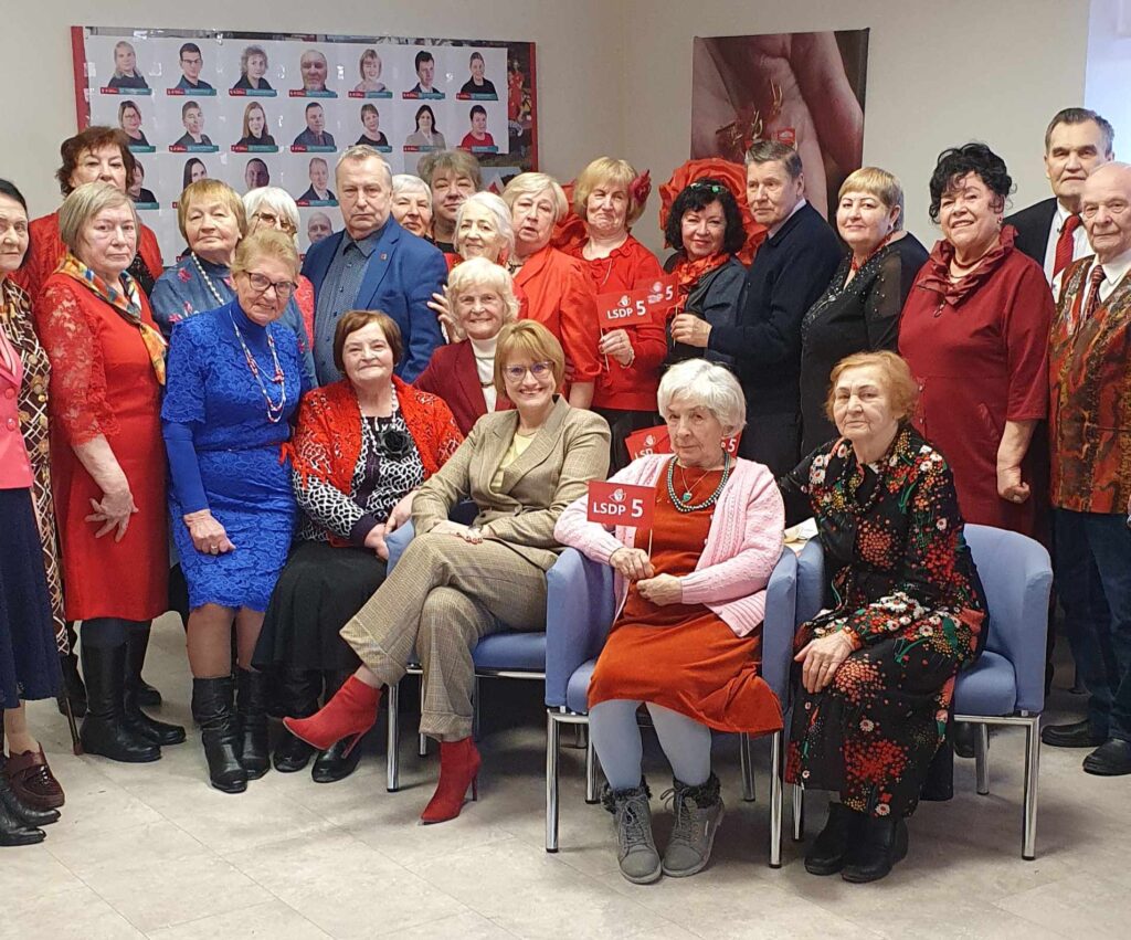 Roma Janušonienė su senjorais